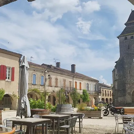 Feriehus Gites La Ferme Et La Bergerie De Monseignon