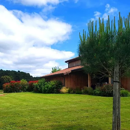 Feriehus Gites La Ferme Et La Bergerie De Monseignon *