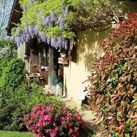 Feriehus Gites La Ferme Et La Bergerie De Monseignon *