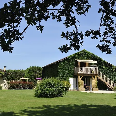 Gites La Ferme Et La Bergerie De Monseignon *