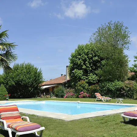 Holiday home Gites La Ferme Et La Bergerie De Monseignon *