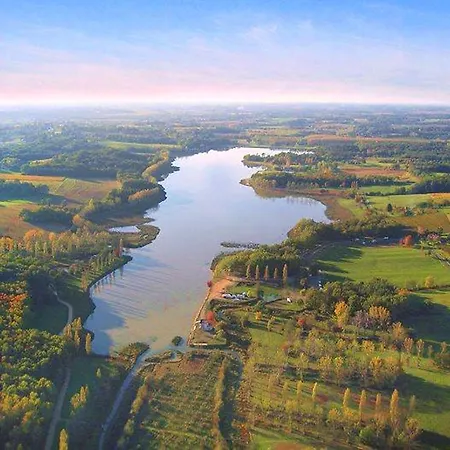 Gites La Ferme Et La Bergerie De Monseignon Feriehus