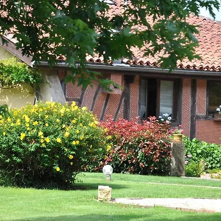 Feriehus Gites La Ferme Et La Bergerie De Monseignon *