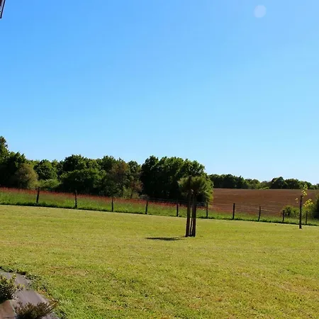 Gites La Ferme Et La Bergerie De Monseignon Feriehus *